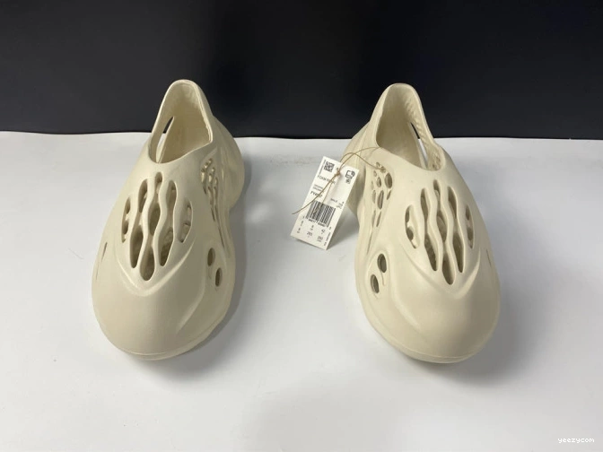 Sand Yeezy Foam FY4567 Adidas RNNR 0816